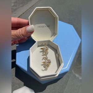 Swarovski Earrings! Never worn- stunning!